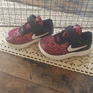 Toddler Nike Shoes size 7